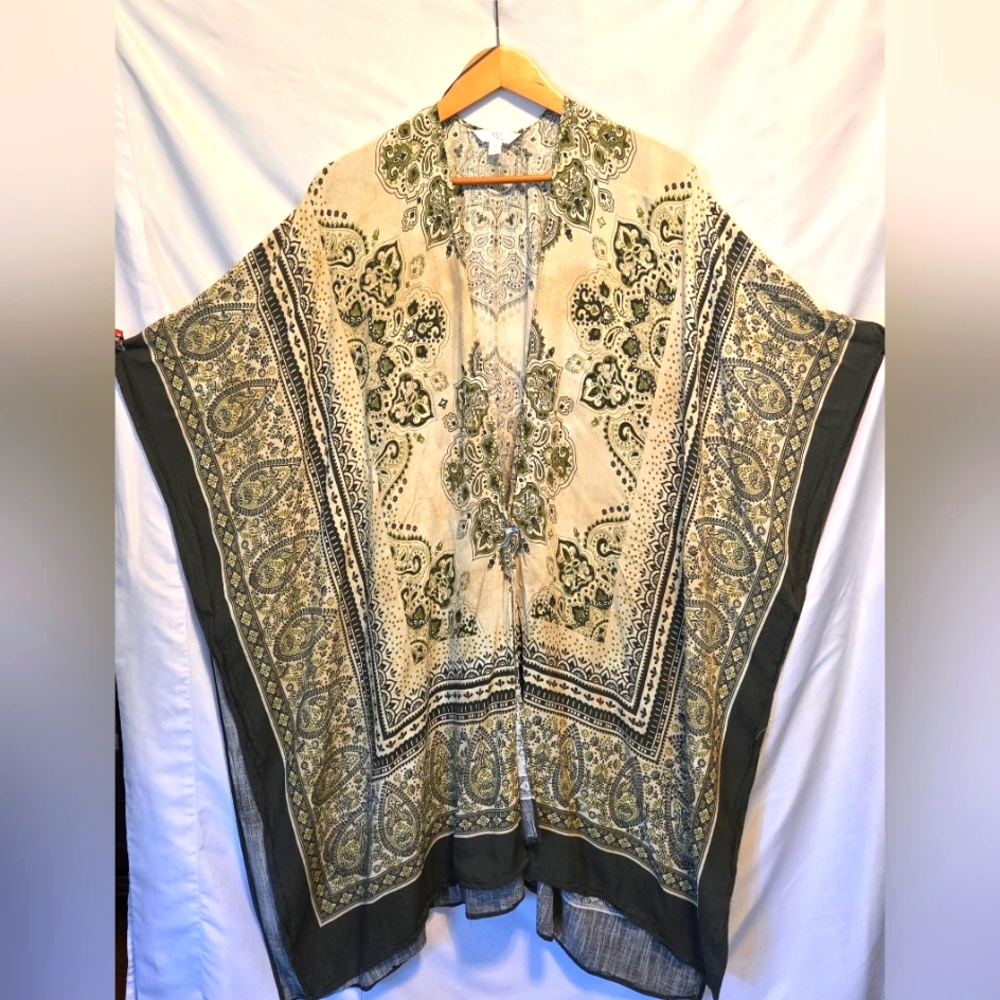 Kimono, Nice cover up for the beach by the pool,